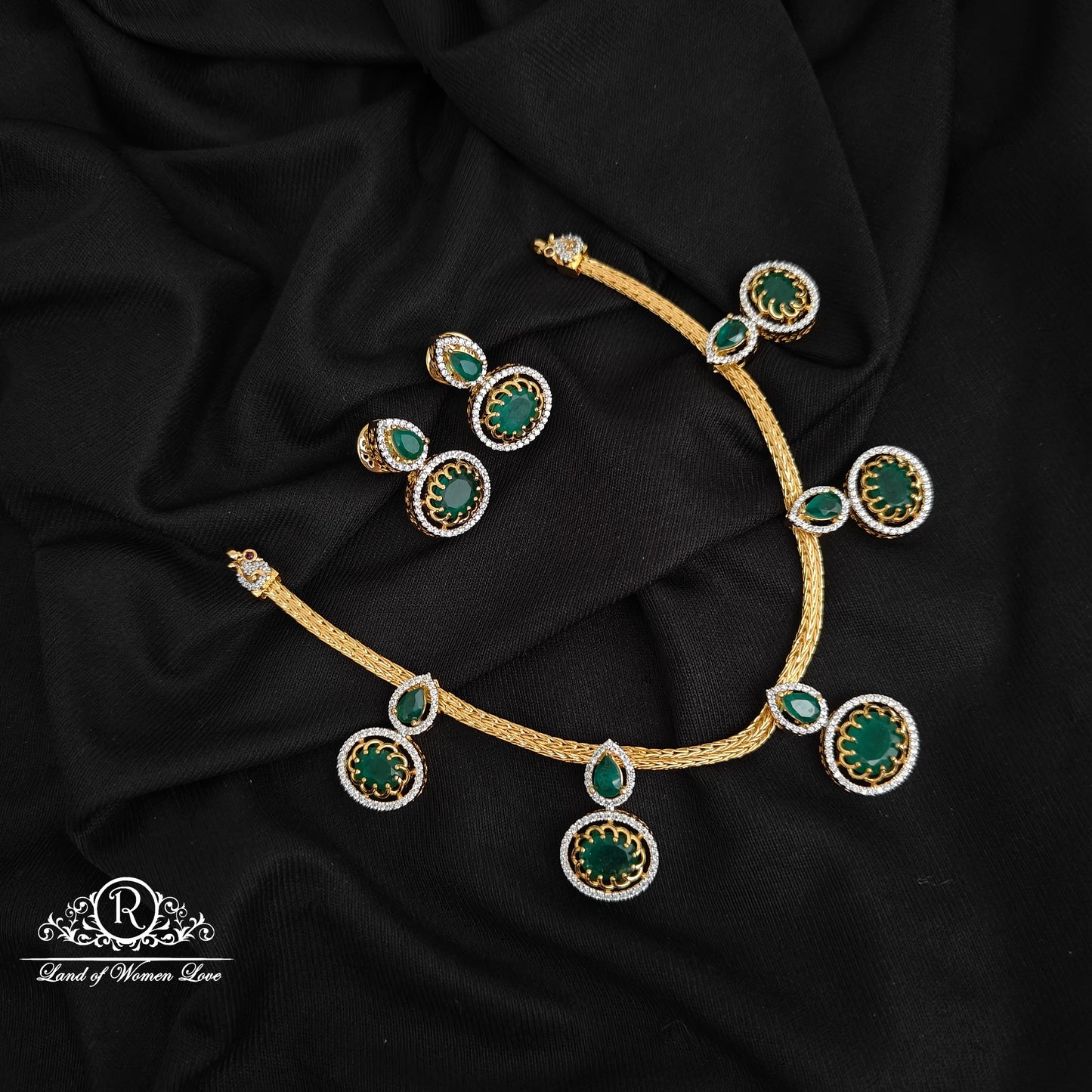 92.5 SILVER DIAMOND FINISHING NECKLACE WITH EARRINGS SET-RCM1445