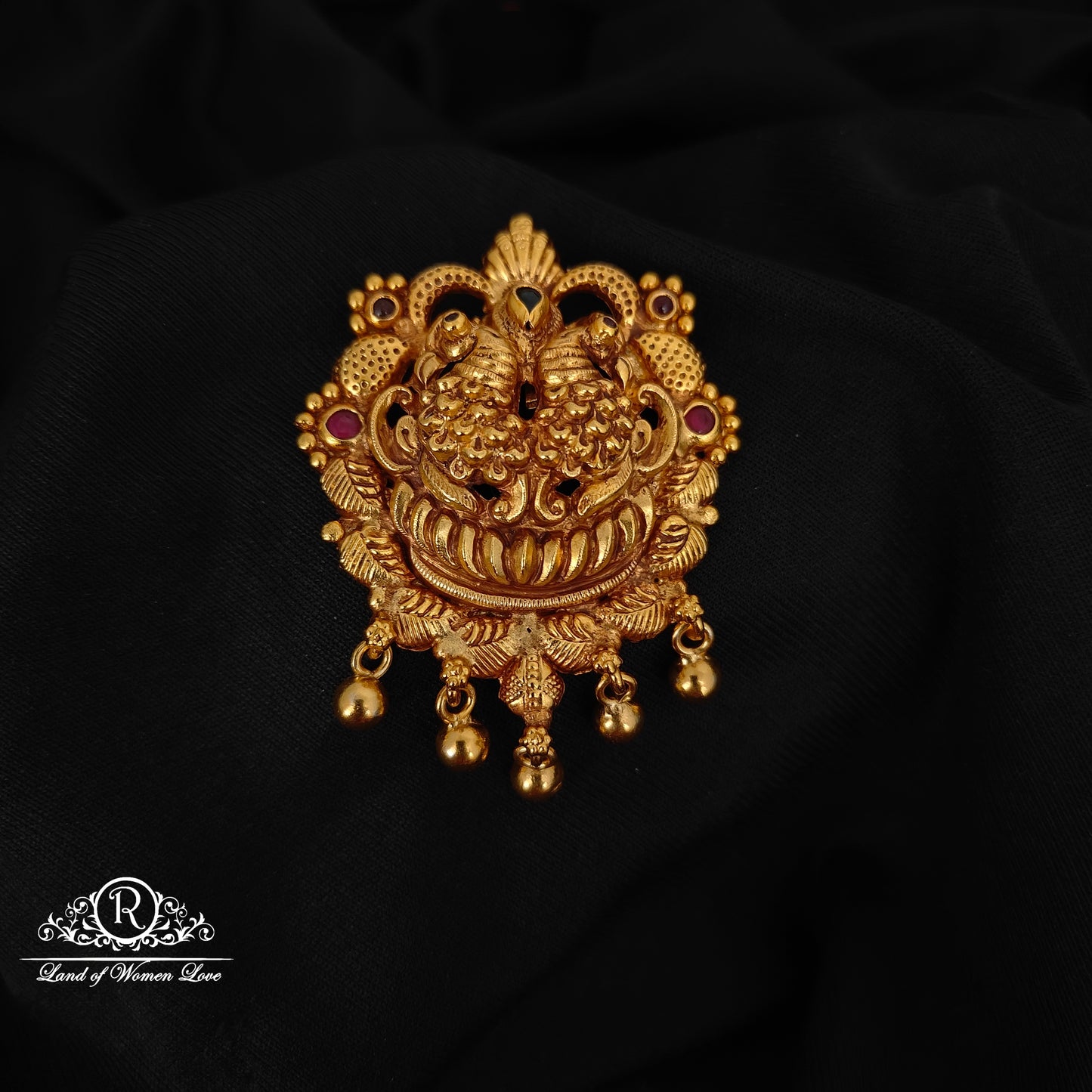 92.5-SILVER LAKSHMI DEVI PENDANT-RCZ980