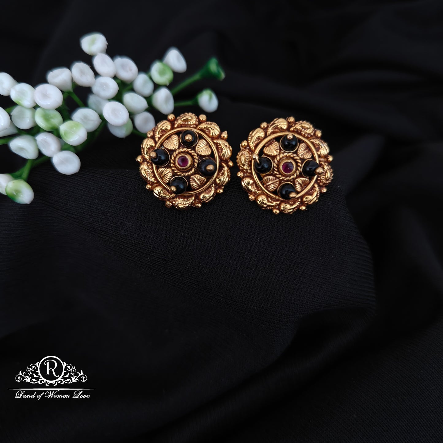 92.5 SILVERGREEN BEADS ROUND STUDS-RCJR1080