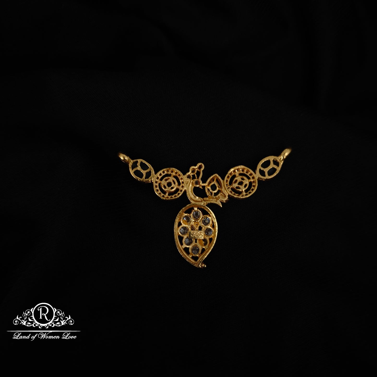 92.5  SILVER PEACOCK DESGIN GREEN BEADS MALA LOCKET -RCM1381