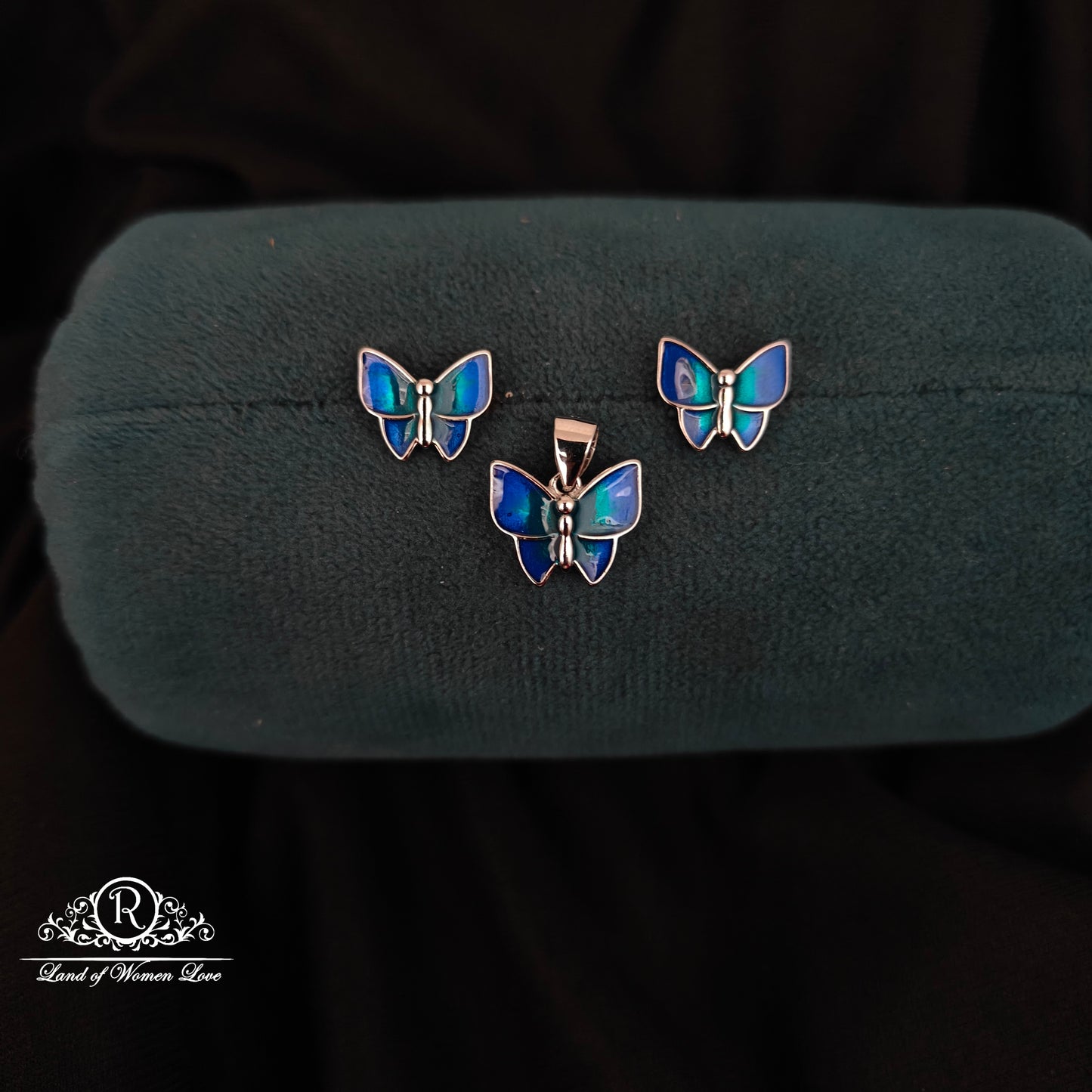 92.5 SILVER BUTTERFLY EARRINGS WITH PENDANT-RCG310