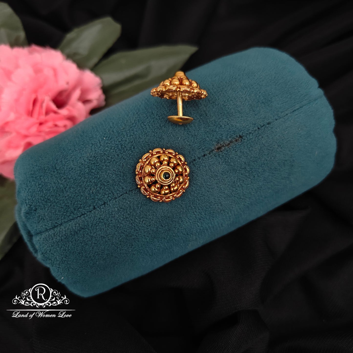 92.5-SILVER STUDS -RCZ1010