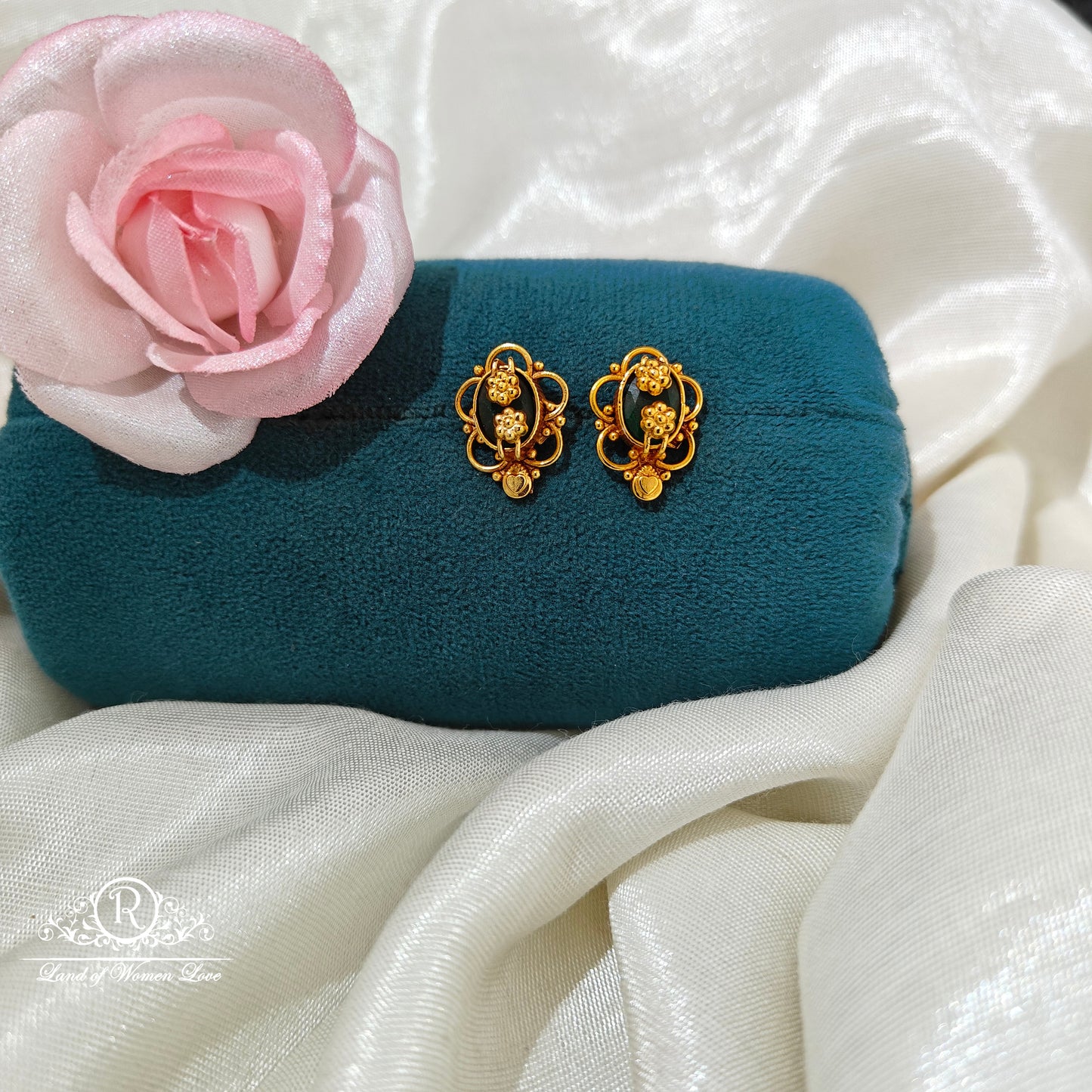 92.5 Silver  flower design earrings -RCM1616