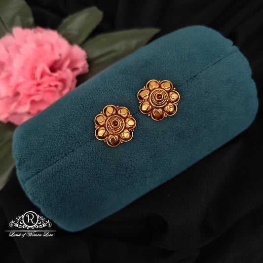 92.5-SILVER STUDS -RCZ1021