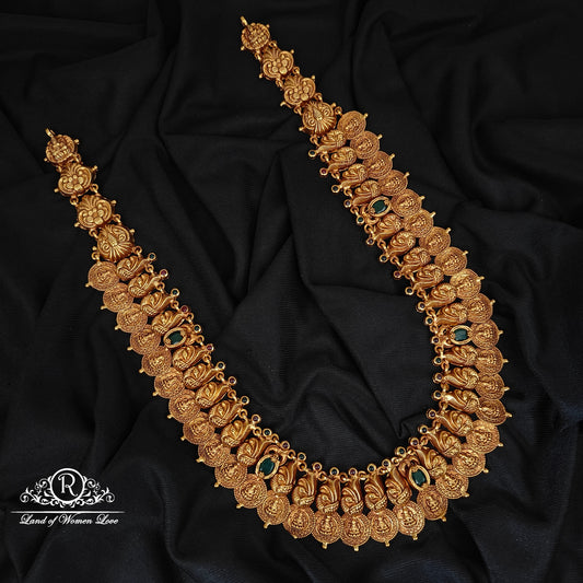 92.5-SILVER LAKSHMI DEVI WITH PEACOCK DESGIN KASUHARAM-RCZ949