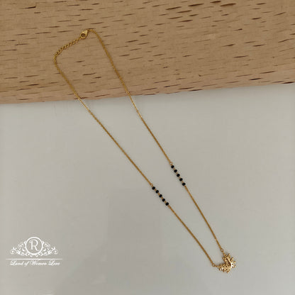 92.5 SILVER LIGHT WEIGHTBLACK BEADS WITH PENDANT-RCVC002