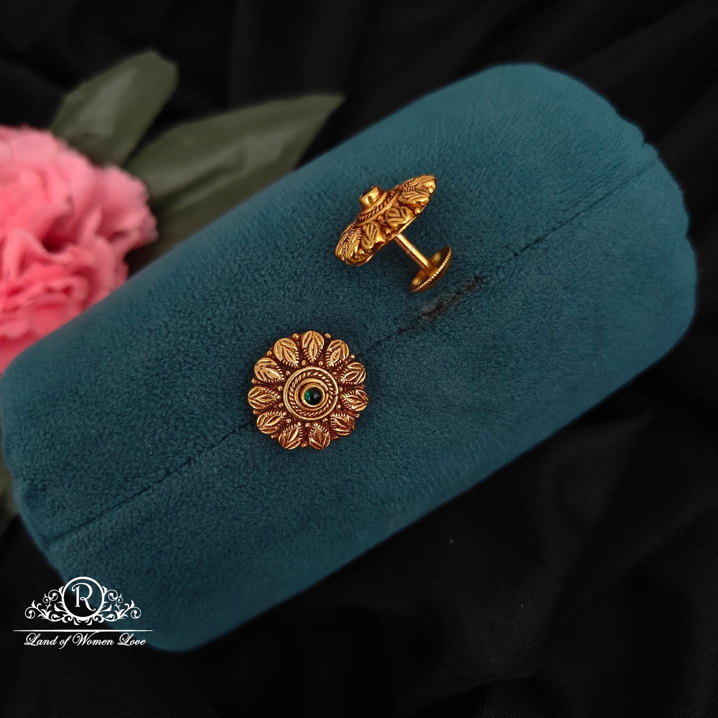 92.5-SILVER STUDS -RCZ1014