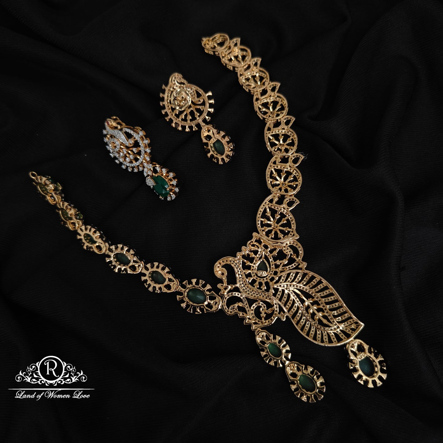 92.5-SILVER DIAMOND FINISHING NECKLACE WITH EARRINGS-RCZ1088