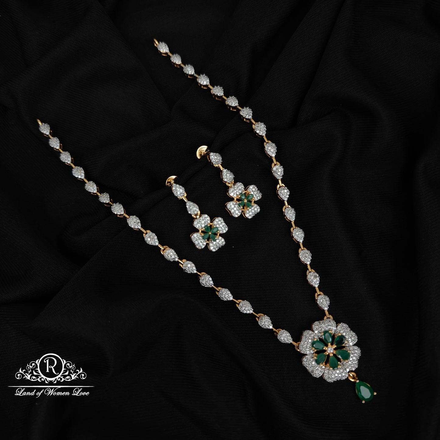 92.5-SILVER DIAMOND FINISHING NECKLACE WITH EARRINGS-RCZ1095