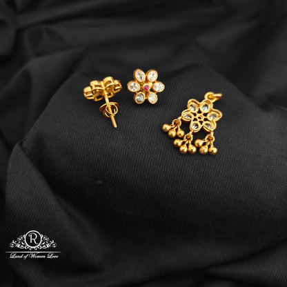 92.5 Silver flower design locket with earrings-RCR249