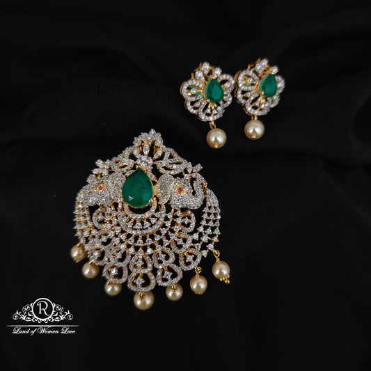 92.5 SILVER DIAMOND FINISHING EARRINGS AND PENDANT SET-RCZP012