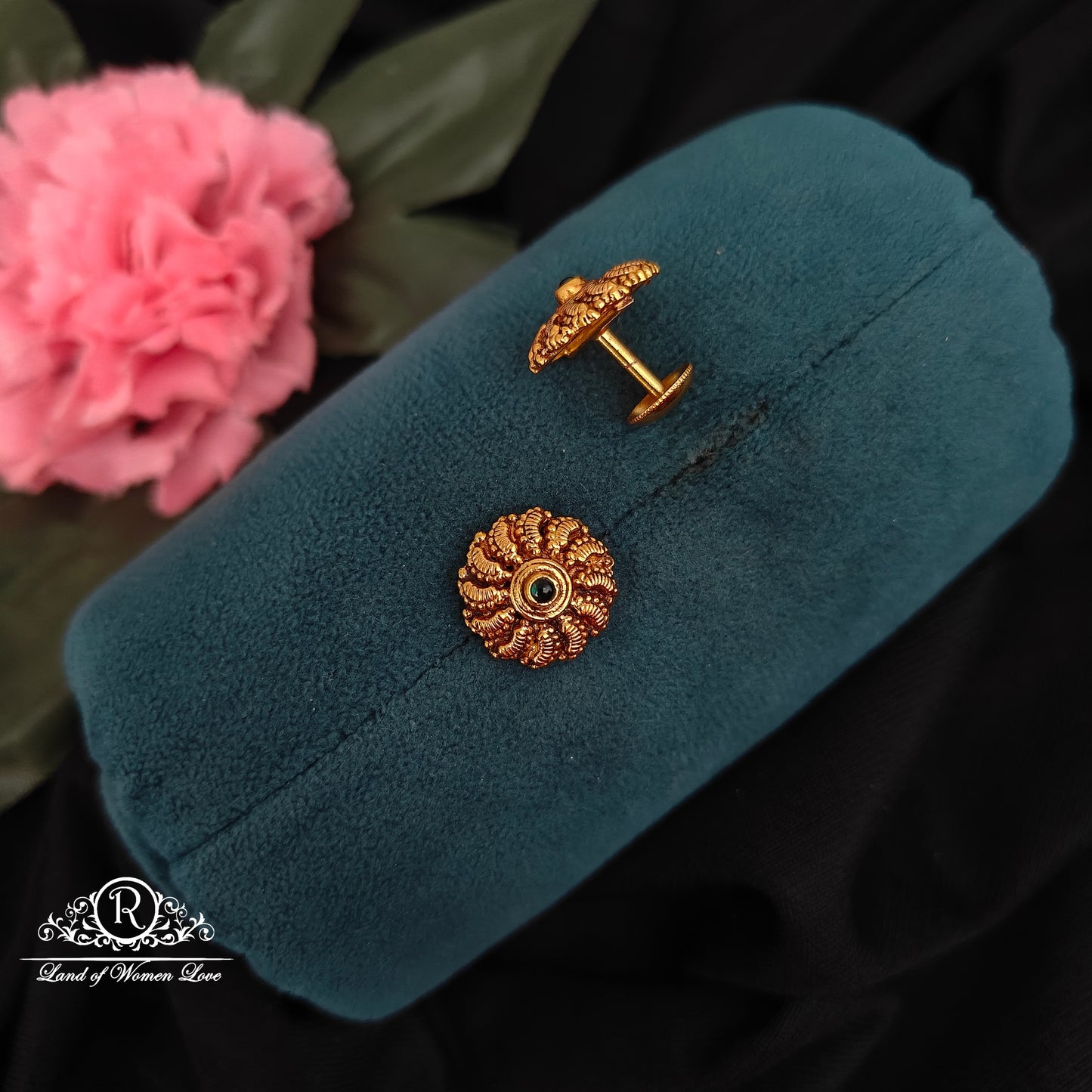 92.5-SILVER STUDS -RCZ1025