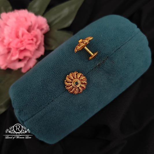 92.5-SILVER STUDS -RCZ1025