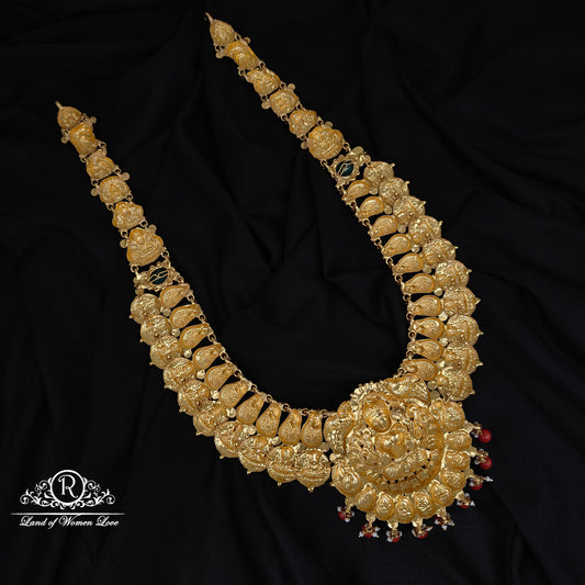 92.5-SILVER LAKSHMI DEVI WITH PEACOCK DESGIN KASUHARAM-RCZ952