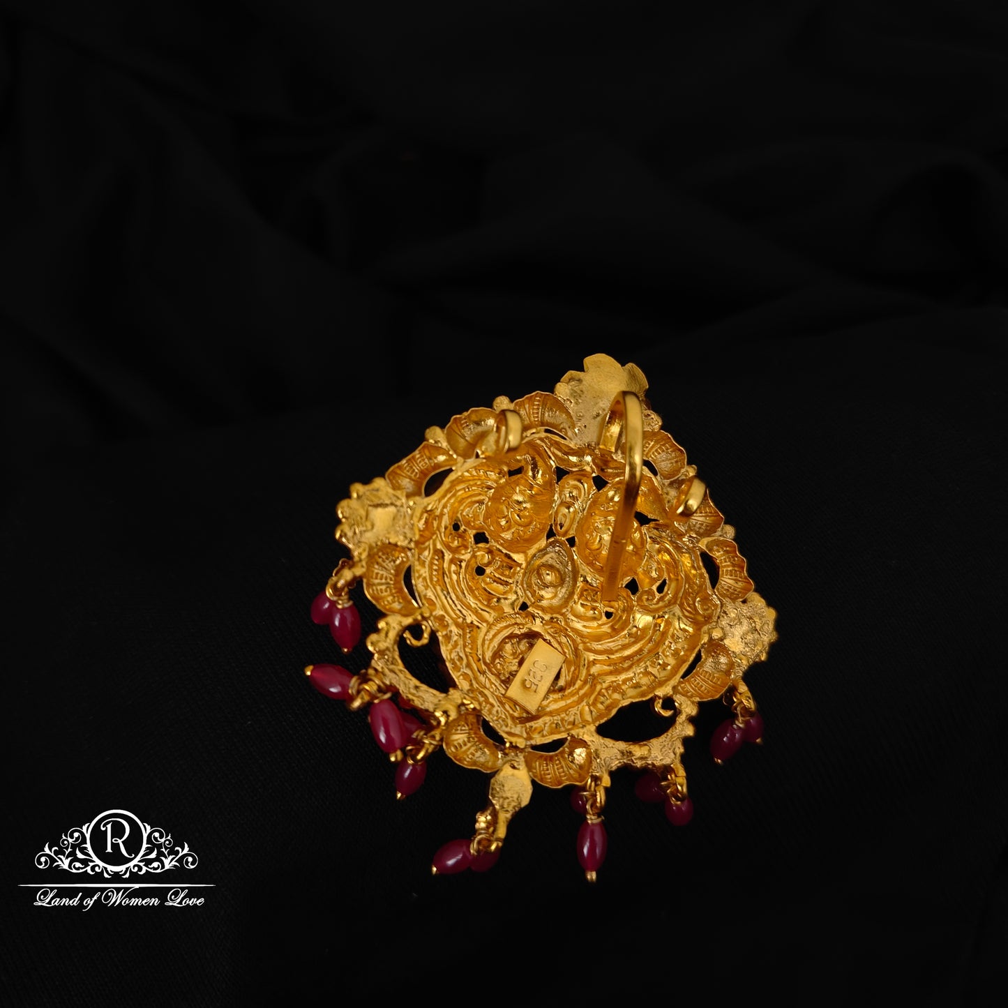 92.5-SILVER LAKSHMI DEVI PENDANT-RCZ977