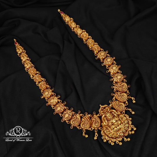 92.5-SILVER LAKSHMI DEVI WITH PEACOCK DESGIN HARAM-RCZ943