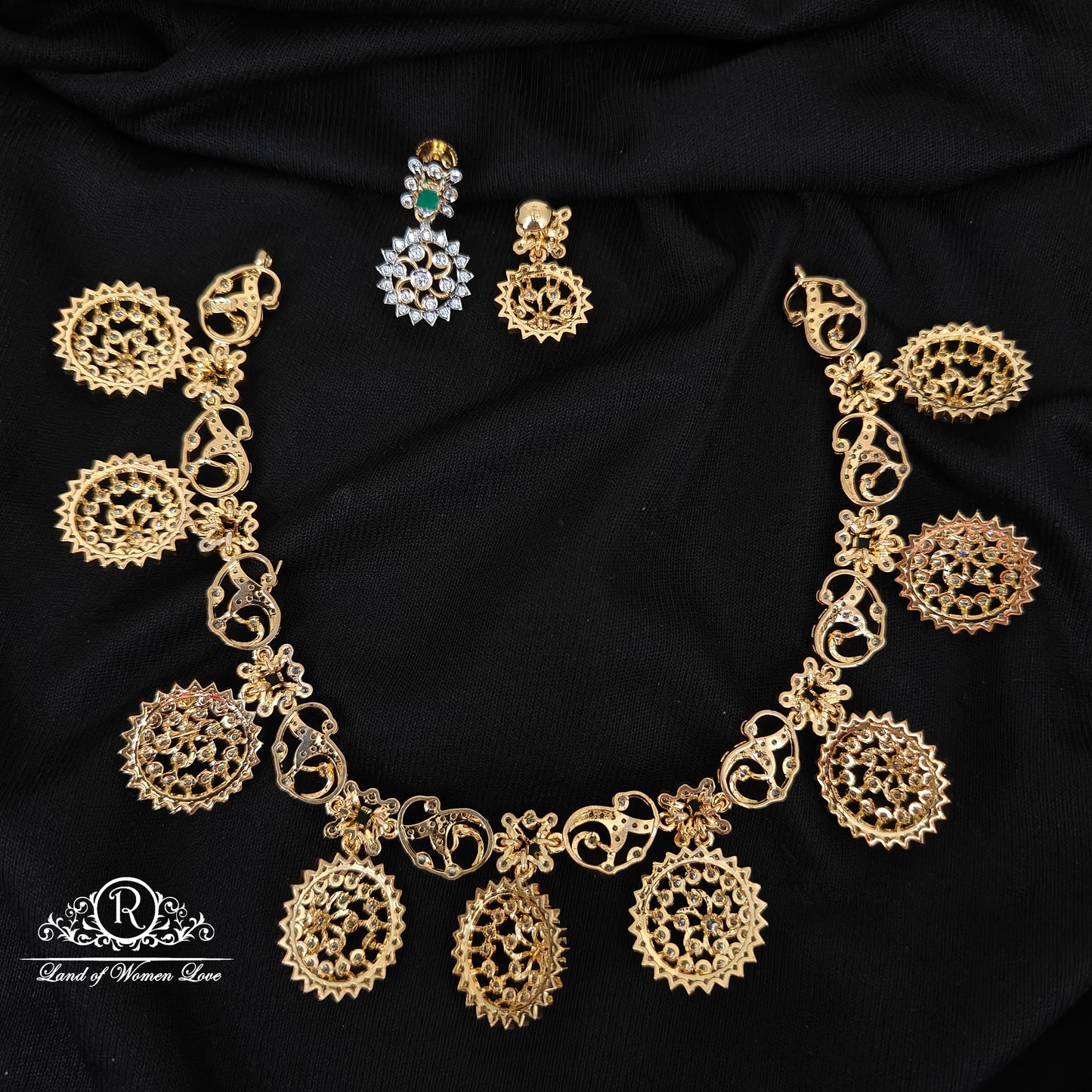 92.5 SILVER DIAMOND FINISHING NECKLACE WITH EARRINGS-RCHD112