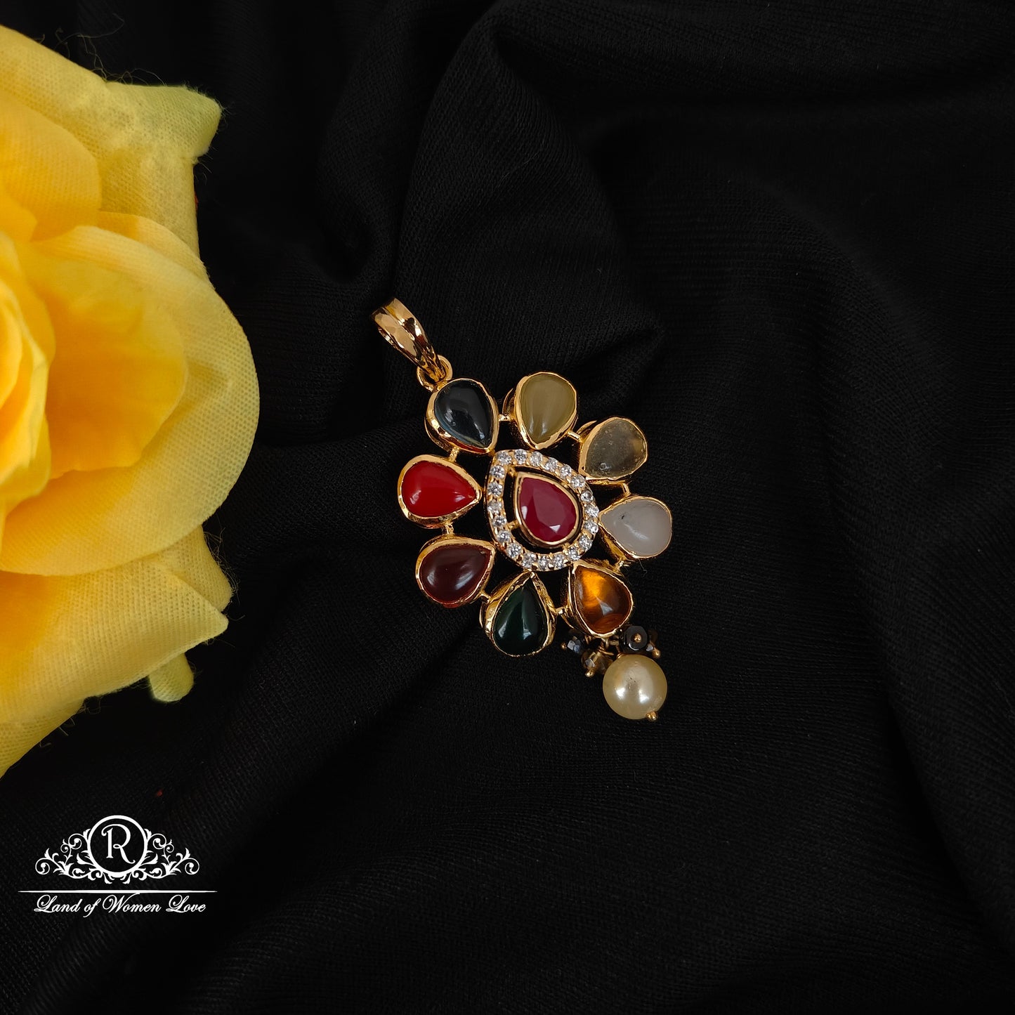 92.5 SILVER NAVARATNA LOCKET-RCMB003